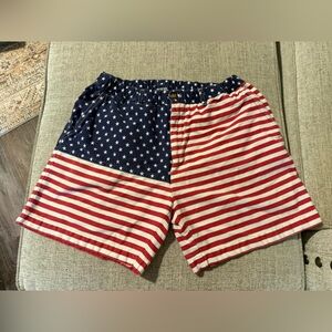 Chubbies Shorts Mens Large 5.5" Inseam The 'Mericas USA American Flag Patriotic